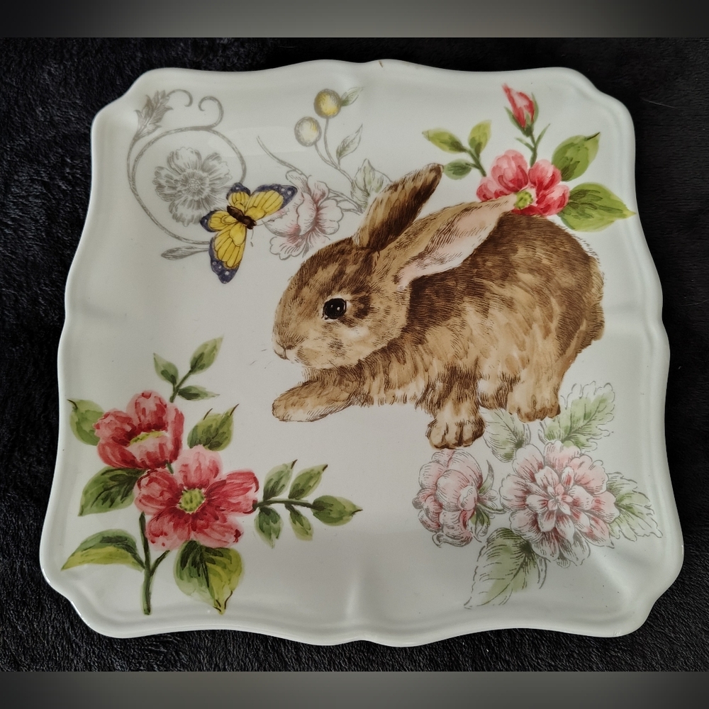 Floral Bunny Ceramic Serving Plate - White and Brown